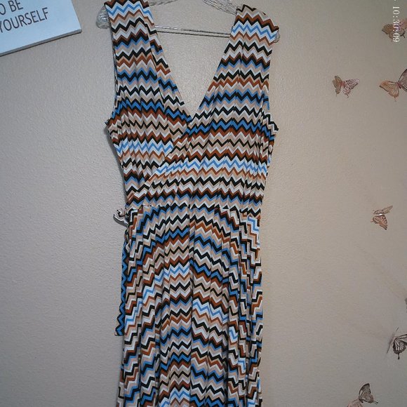 Multi-Colored Chevron Print Sleeveless Tie Waist Dress SZ 1X by Lascana Venus - Picture 2 of 8